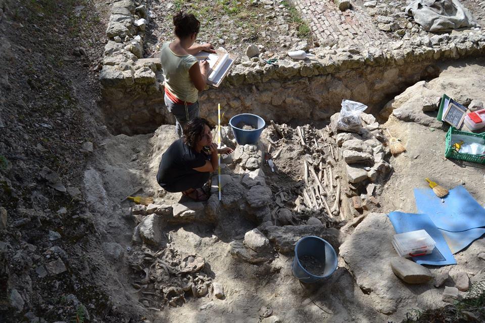 Brisighella-castello-di-rontana-visita-guidata-agli-scavi-archeologici