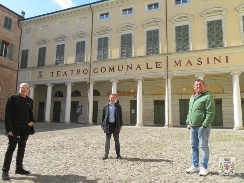 FAENZA.-Il-Teatro-Masini-annuncia-le-ri-APeTUre